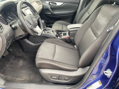 2020 Nissan Rogue SV FWD