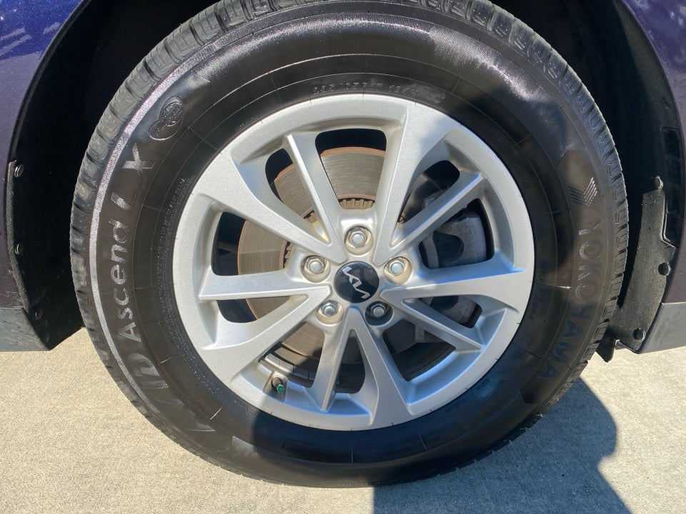 2023 Kia Carnival MPV LX Seat Package