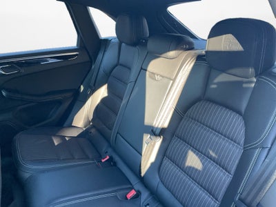 2023 Porsche Macan T