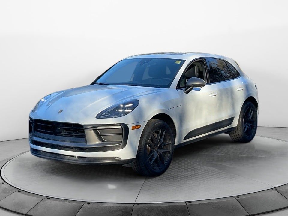 2023 Porsche Macan T