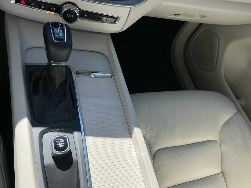 2018 Volvo XC60 T5 Momentum