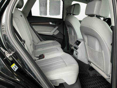 2022 Audi Q5 S line Premium