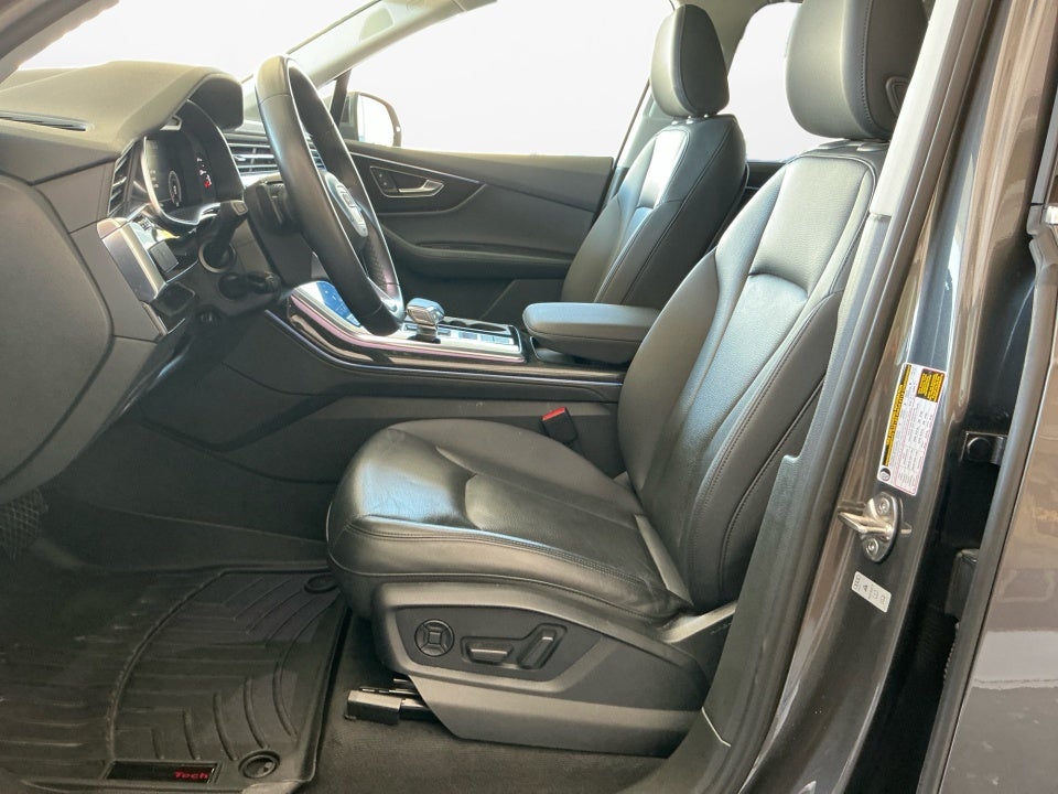 2022 Audi Q7 Premium Plus 55 TFSI quattro Tiptronic