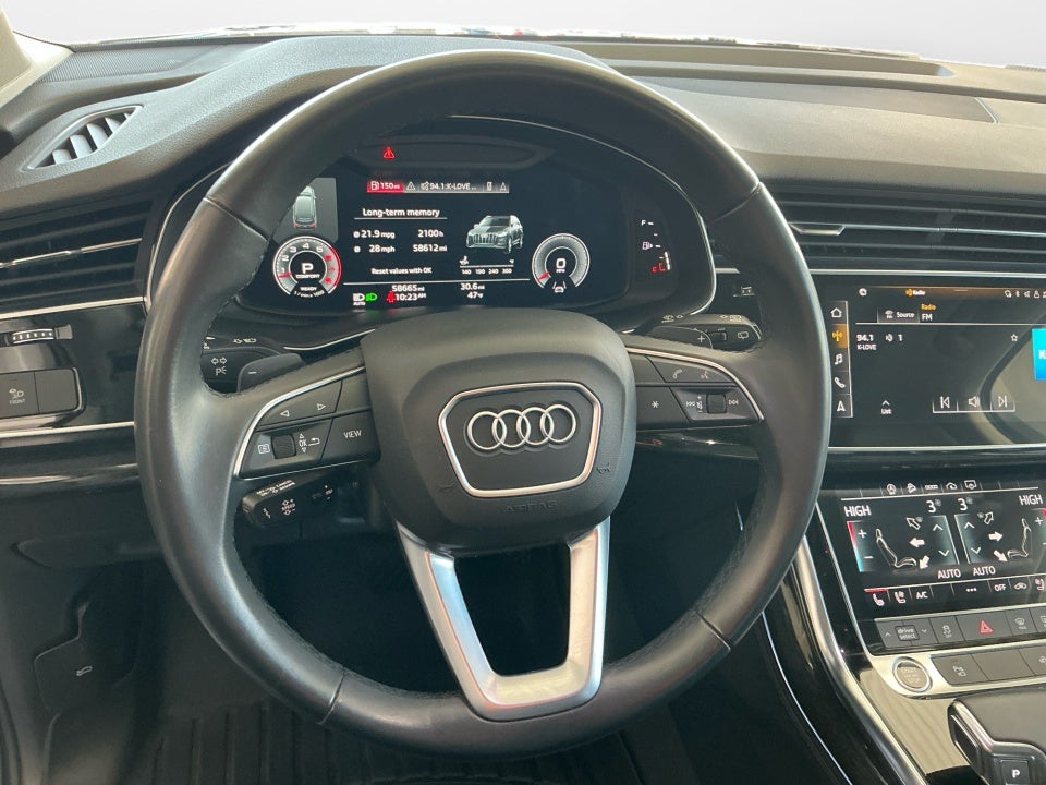 2022 Audi Q7 Premium Plus 55 TFSI quattro Tiptronic