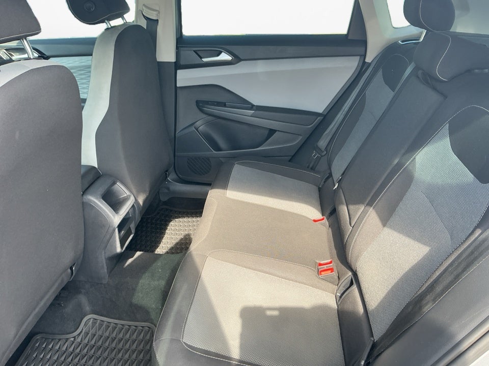 2022 Volkswagen Taos 1.5T S
