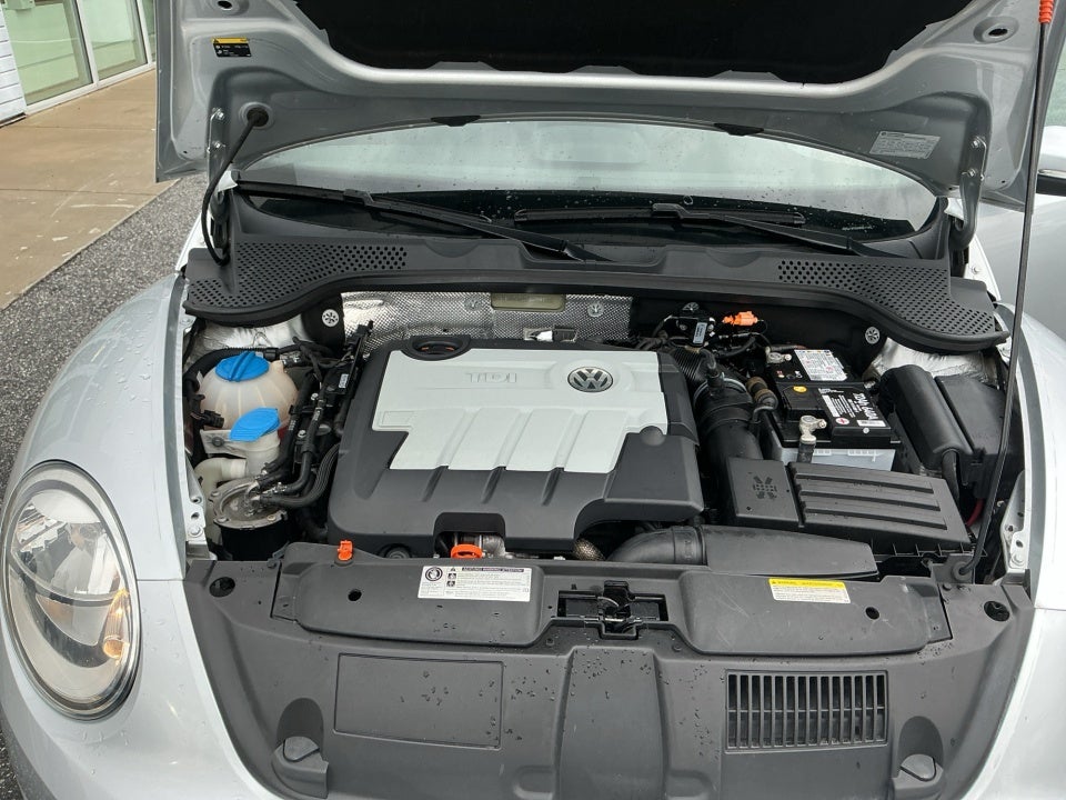 2013 Volkswagen Beetle Convertible 2.0L TDI