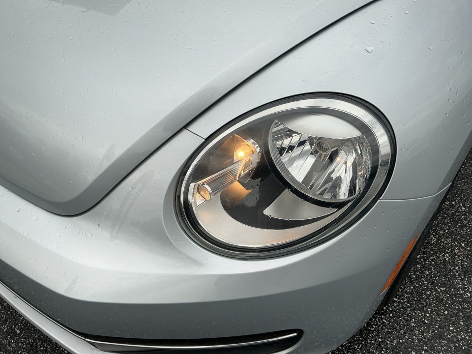 2013 Volkswagen Beetle Convertible 2.0L TDI