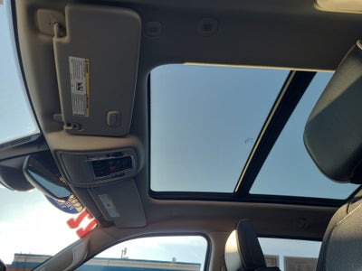 2022 RAM 1500 Laramie Crew Cab 4x4 5'7" Box