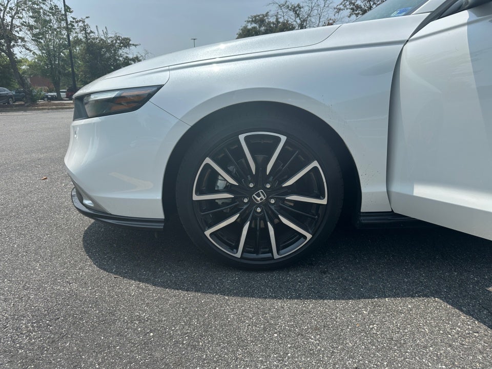 2025 Honda Accord Hybrid Touring