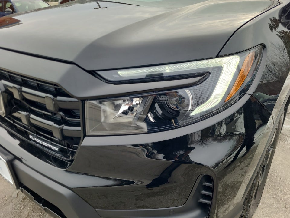 2025 Honda Ridgeline Black Edition