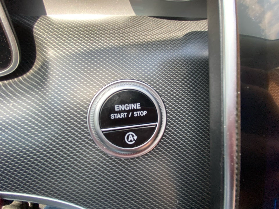 2025 Mercedes-Benz C 300 C 300