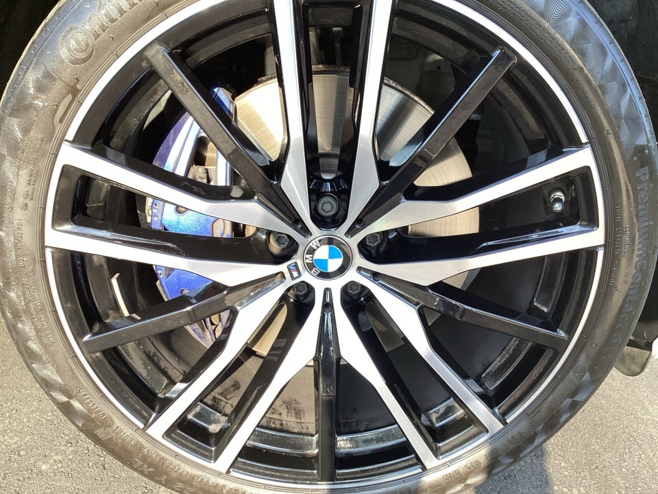 2022 BMW X5 M50i