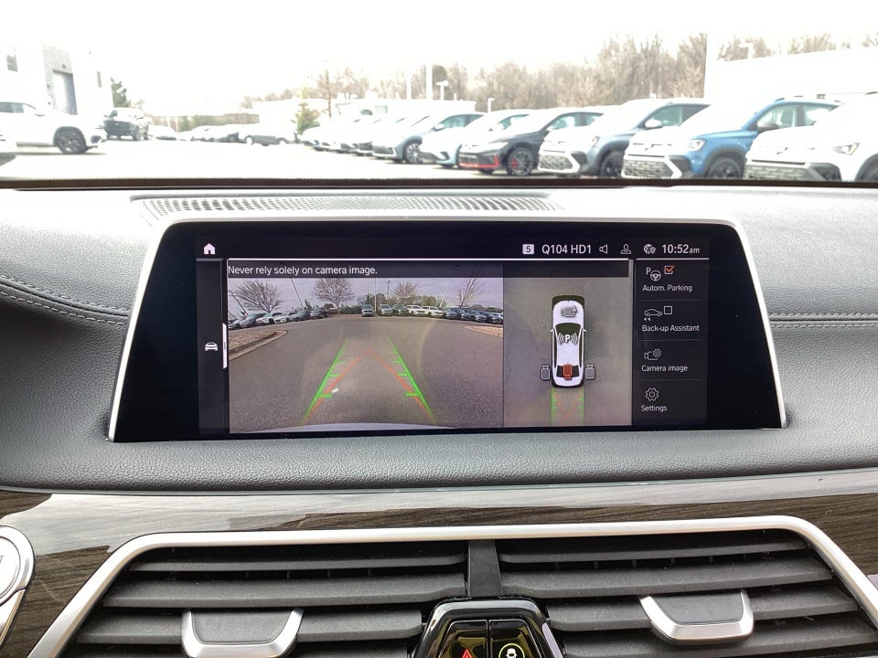 2021 BMW 750i xDrive