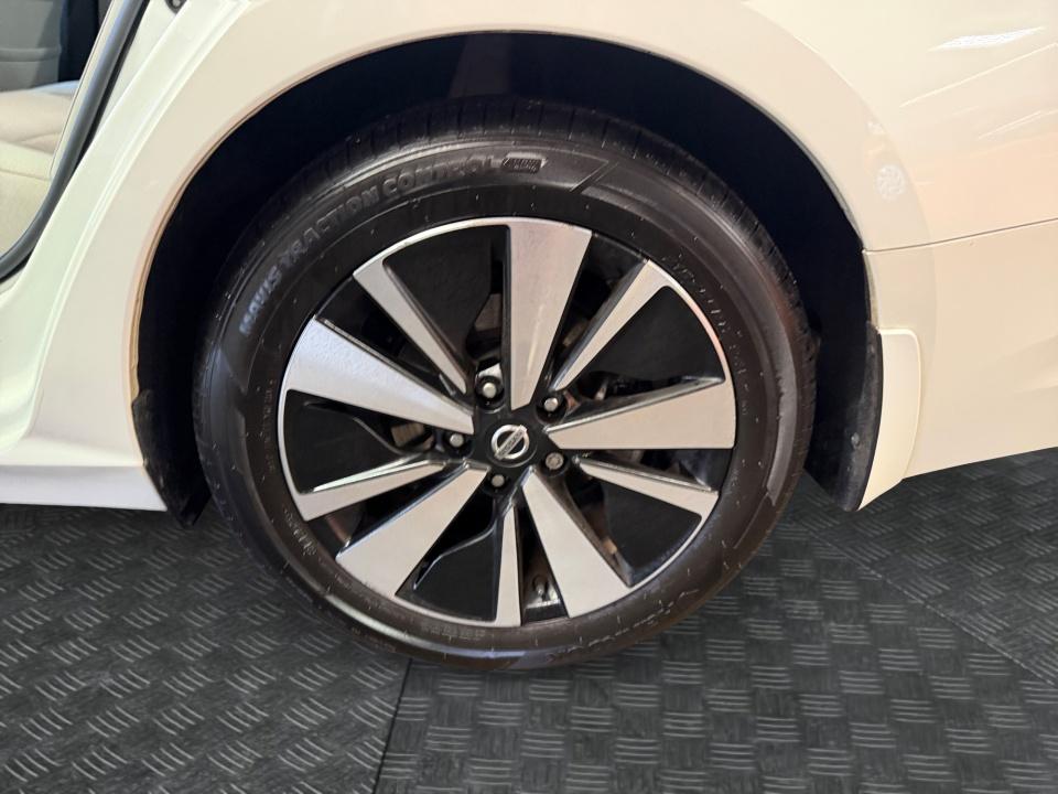 2020 Nissan Altima 2.5 SV
