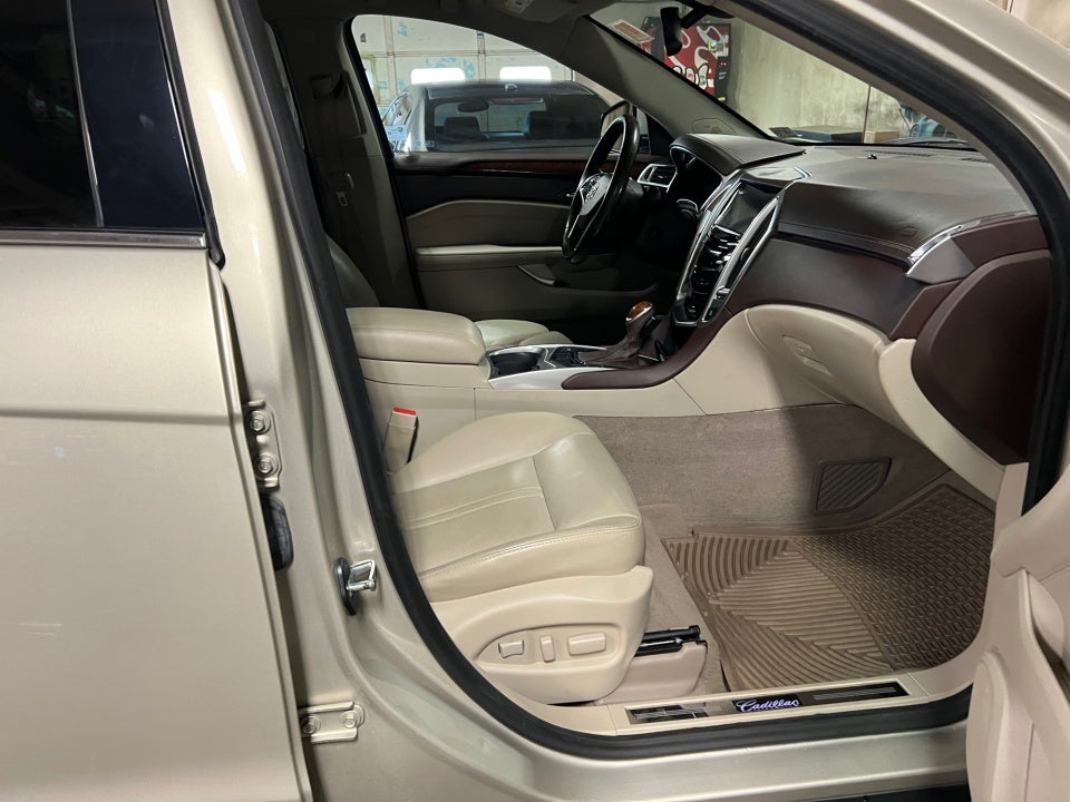 2016 Cadillac SRX Performance Collection