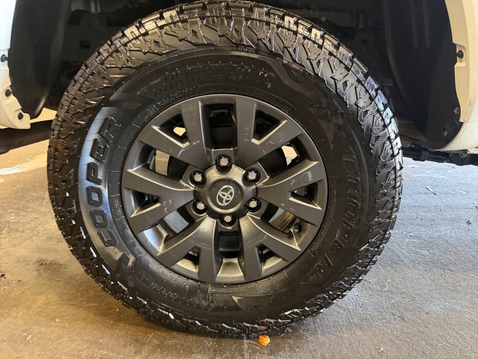 2023 Toyota Tacoma SR5 V6