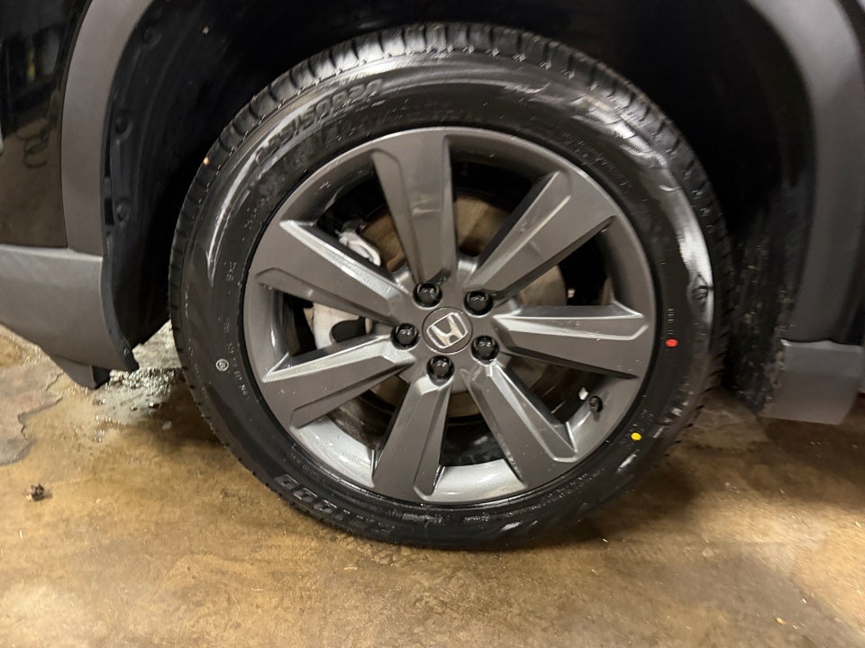 2023 Honda Pilot AWD Sport