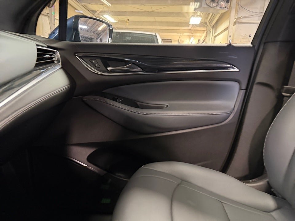 2024 Buick Enclave Essence AWD