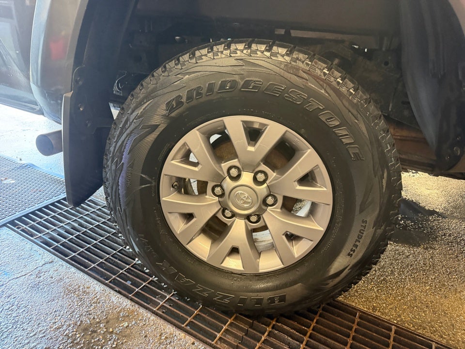 2017 Toyota Tacoma SR5