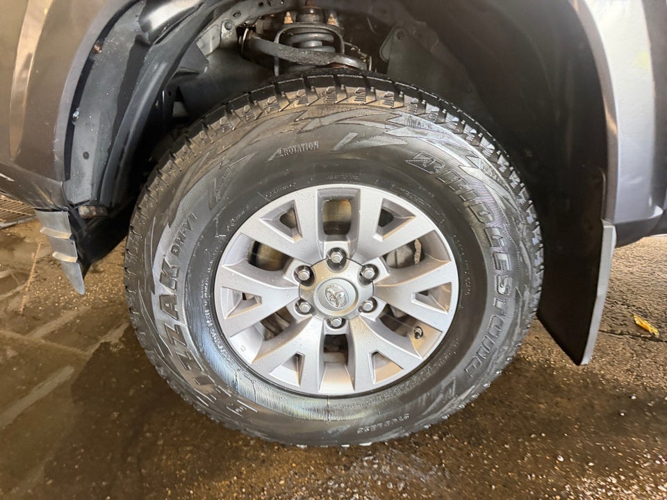 2017 Toyota Tacoma SR5