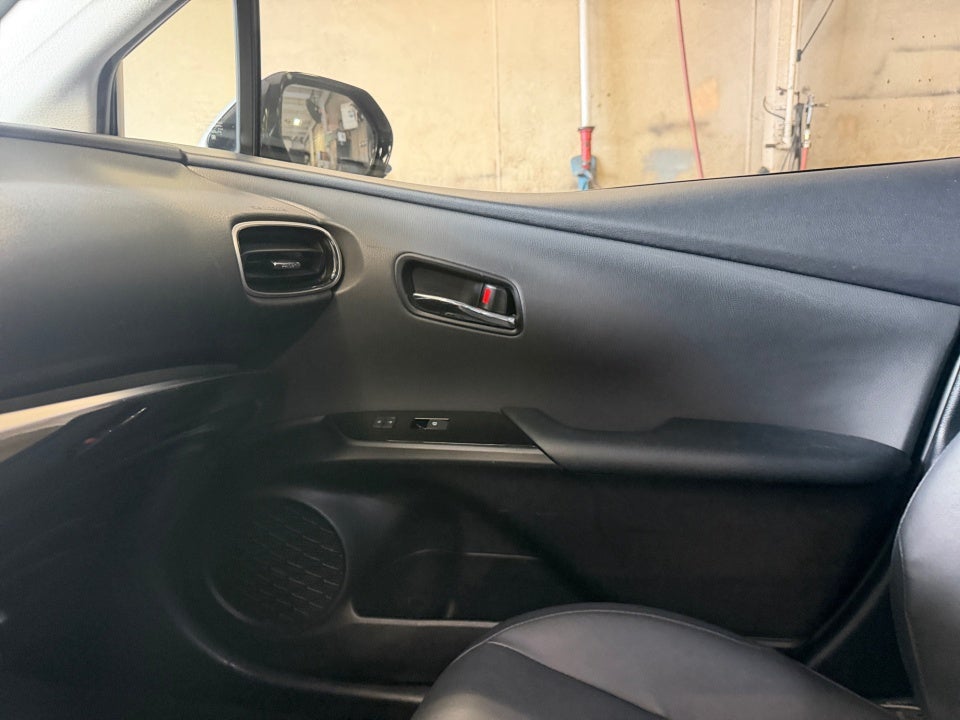2018 Toyota Prius Four