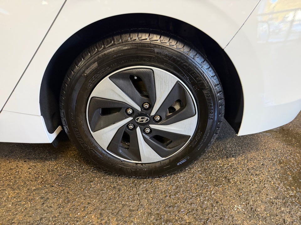 2018 Hyundai Ioniq Hybrid SEL