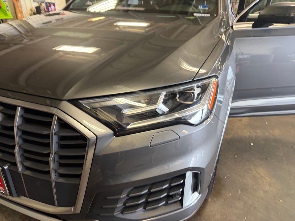 2021 Audi Q7 Premium Plus 45 TFSI quattro Tiptronic