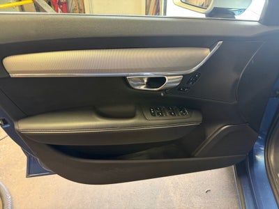 2018 Volvo V90 T5 R-Design