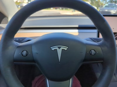 2022 Tesla Model 3 RWD