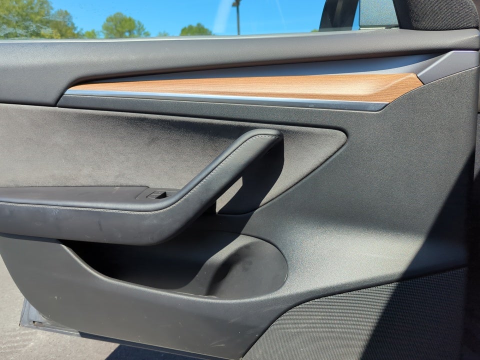 2022 Tesla Model 3 RWD