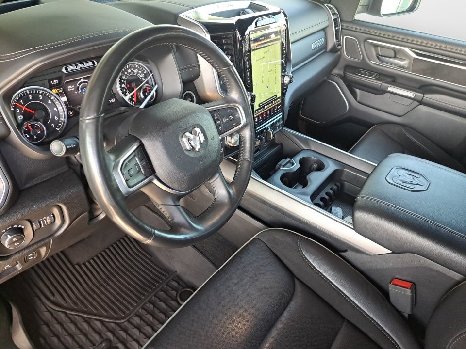 2021 RAM 1500 Laramie Crew Cab 4x4 5'7" Box