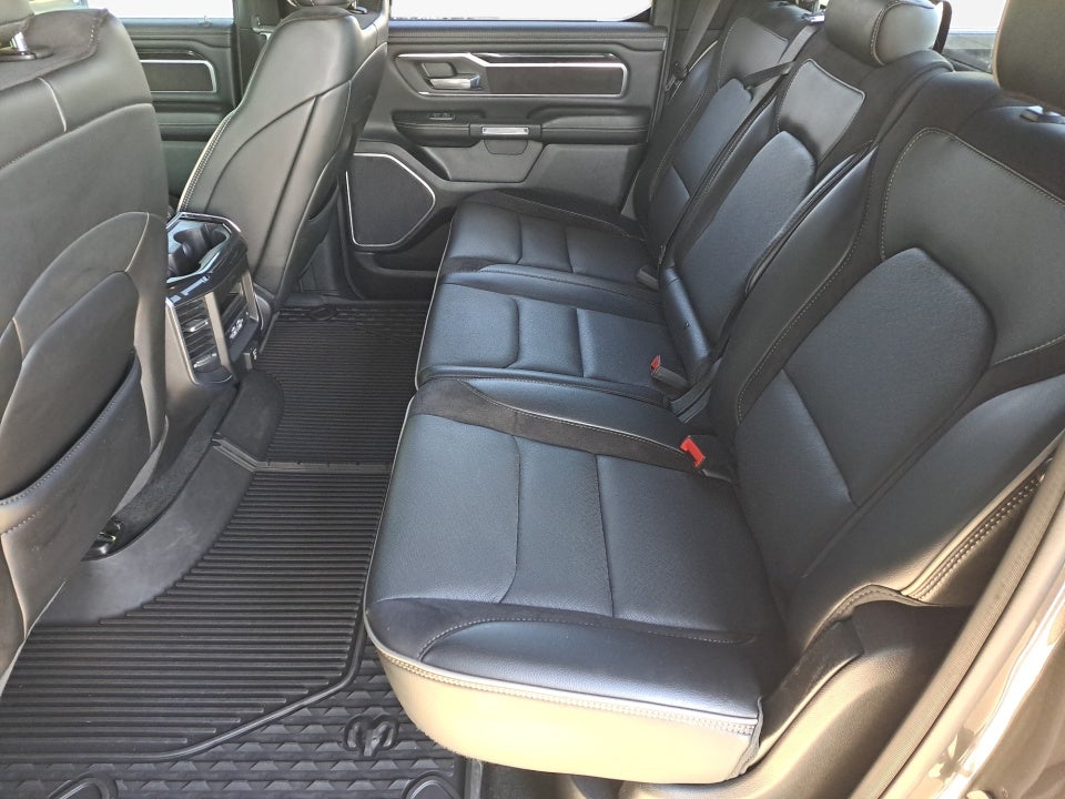 2021 RAM 1500 Laramie Crew Cab 4x4 5'7" Box