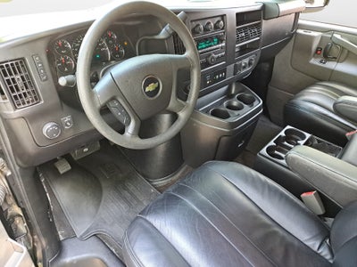 2017 Chevrolet Express 3500 LT