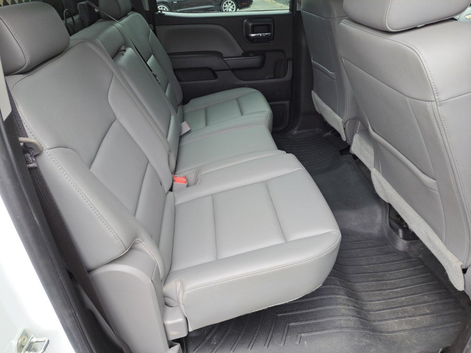 2017 Chevrolet Silverado 3500HD Chassis WT