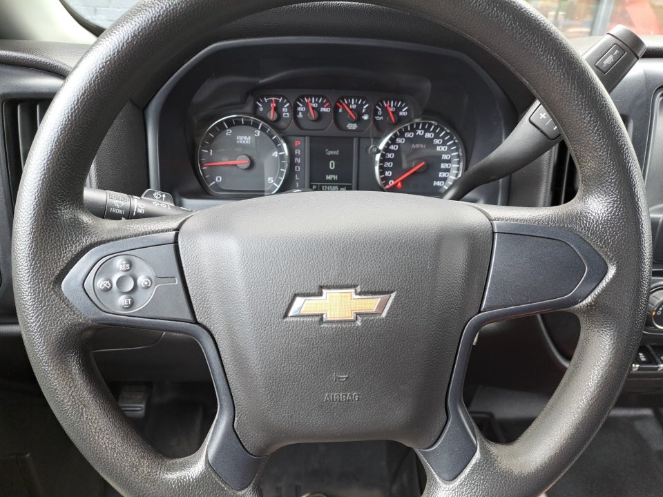 2017 Chevrolet Silverado 3500HD Chassis WT