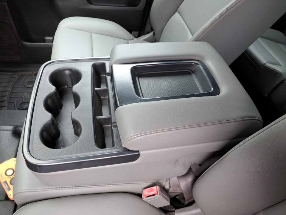 2017 Chevrolet Silverado 3500HD Chassis WT