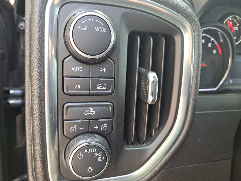 2020 Chevrolet Silverado 1500 4WD Double Cab Standard Bed LT