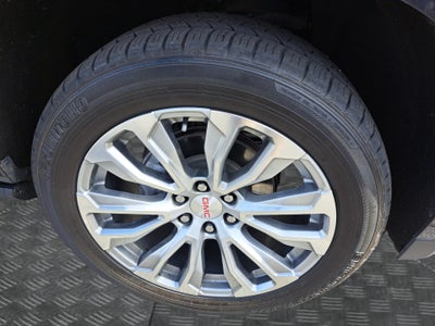 2023 GMC Yukon 4WD Denali