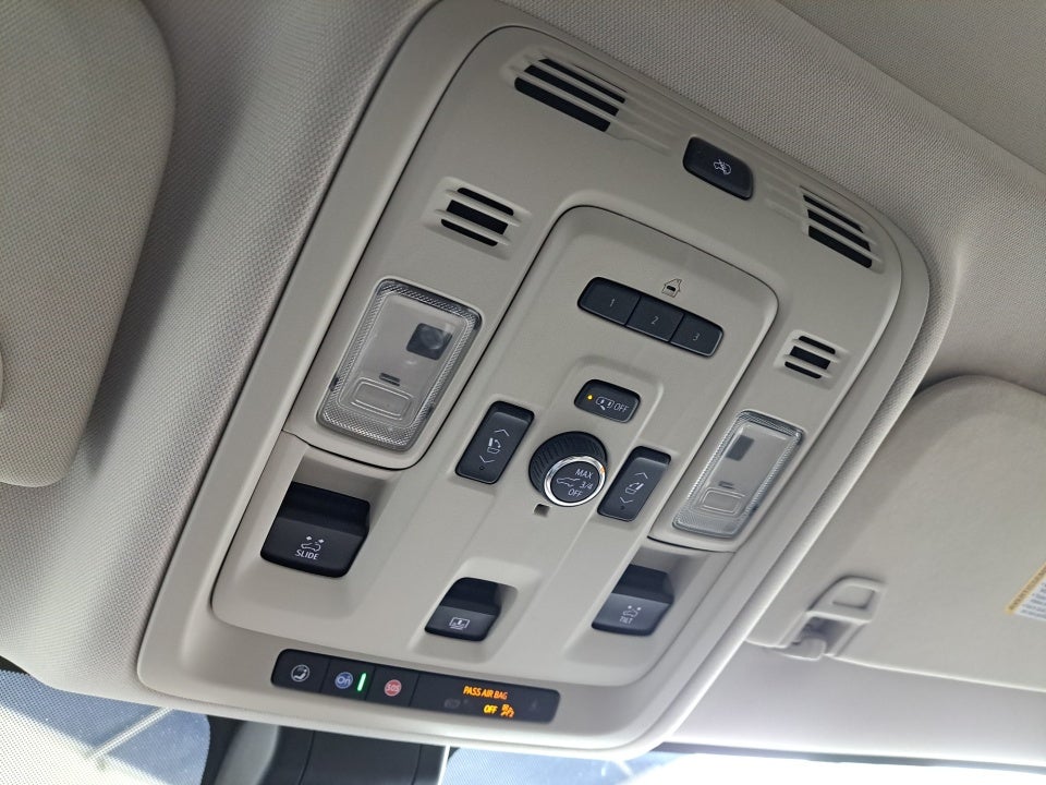 2021 GMC Yukon 4WD Denali