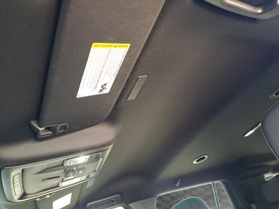2025 GMC Yukon 4WD Denali