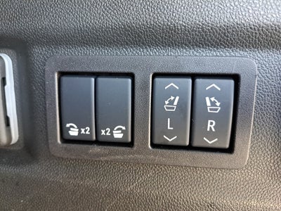 2025 GMC Yukon 4WD Denali