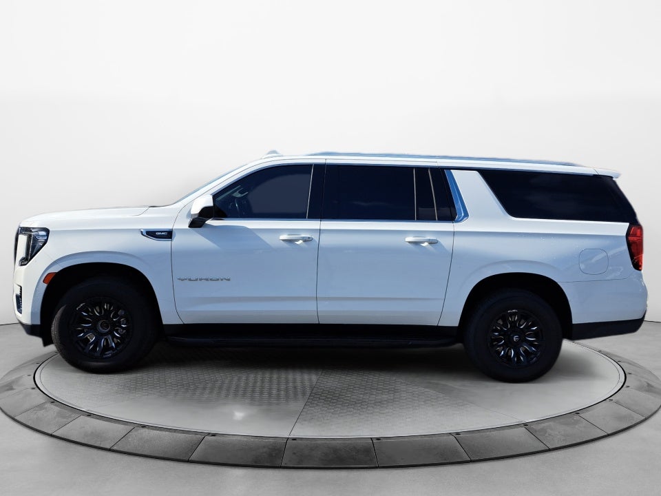 2022 GMC Yukon XL SLE