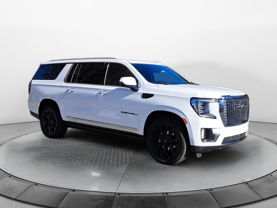 2023 GMC Yukon XL 4WD Denali