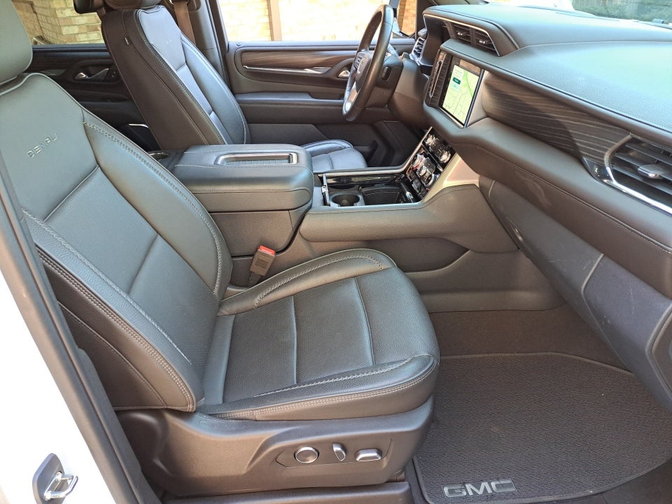 2023 GMC Yukon XL 4WD Denali