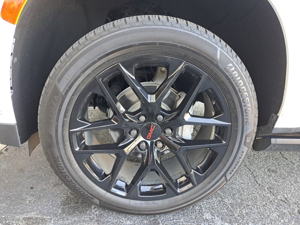 2023 GMC Yukon XL 4WD Denali