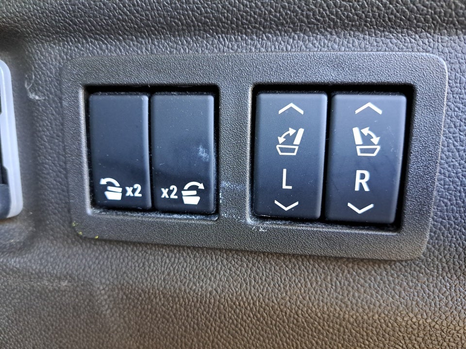 2023 GMC Yukon XL 4WD Denali