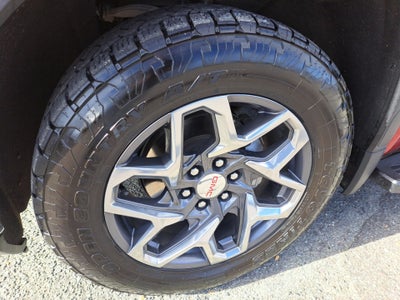 2022 GMC Sierra 1500 4WD Crew Cab Short Box SLT