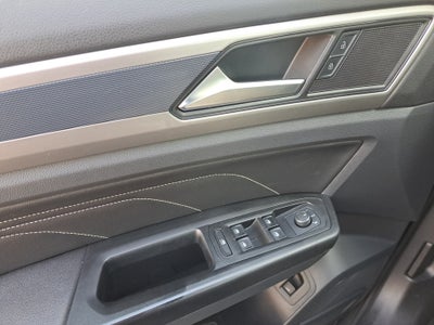 2020 Volkswagen Atlas Cross Sport 3.6L V6 SEL R-Line