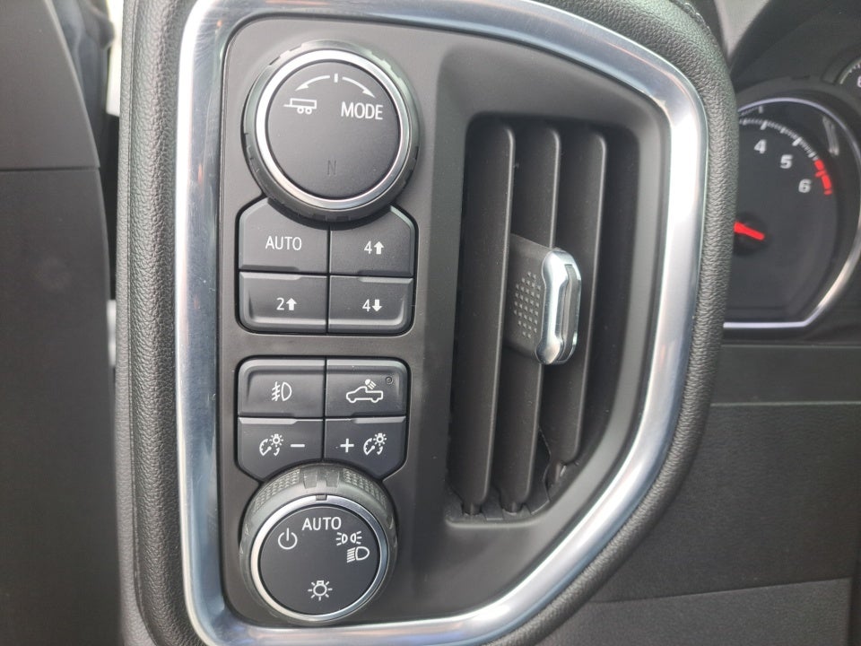 2021 Chevrolet Silverado 1500 4WD Crew Cab Standard Bed LT Trail Boss