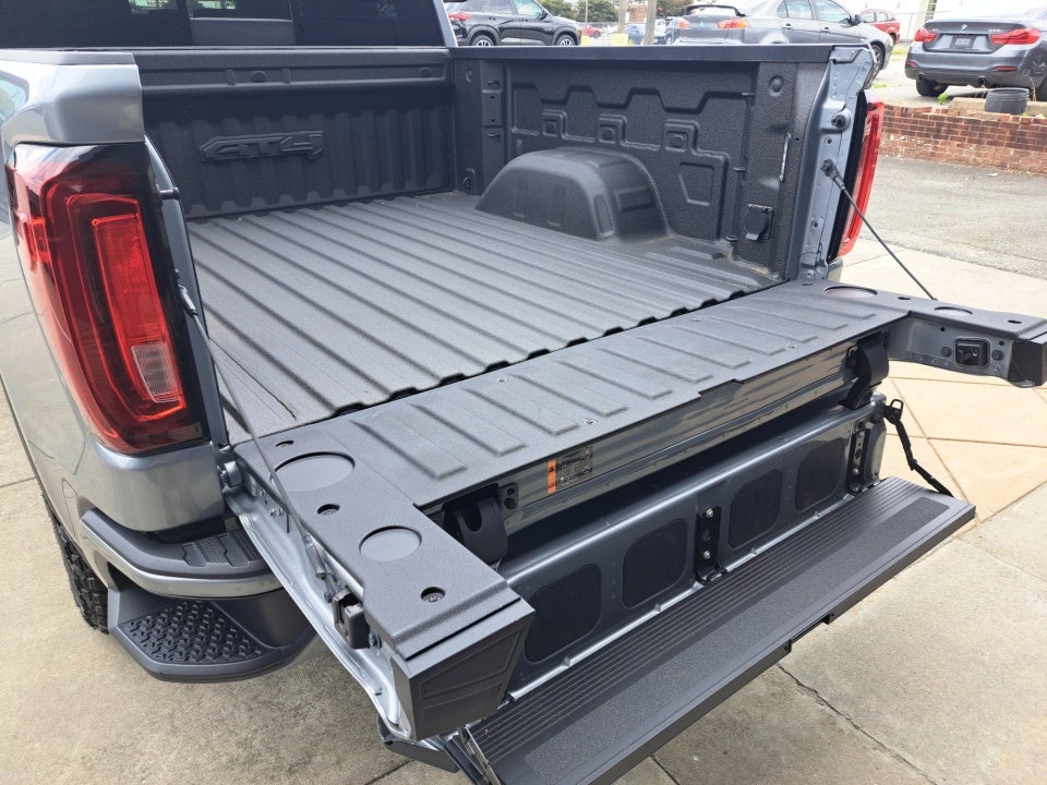 2024 GMC Sierra 1500 4WD Crew Cab Short Box AT4